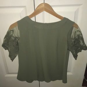 Shirt with lace sleeves